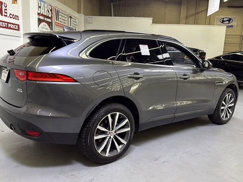 Used 2019 Jaguar F-PACE Prestige AWD/4WD image 8