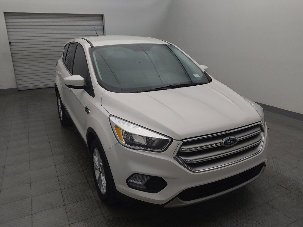 Used 2017 Ford Escape SE FWD image 14