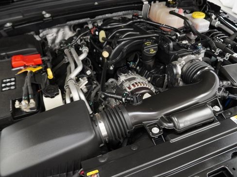 Certified 2024 Jeep Wrangler Willys image 46