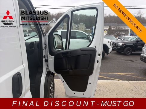 Used 2024 RAM ProMaster 3500 w/ Quick Order Package 22G SLT image 31
