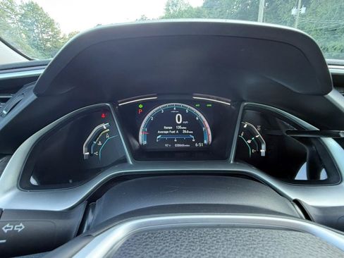 Used 2019 Honda Civic EX image 19