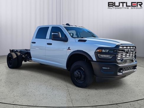 New 2026 RAM 3500 Tradesman AWD/4WD image 8