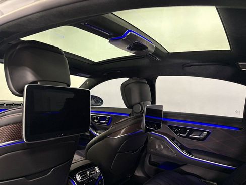 Used 2024 Mercedes-Benz S 63 AMG S w/ Rear Seat Package image 26