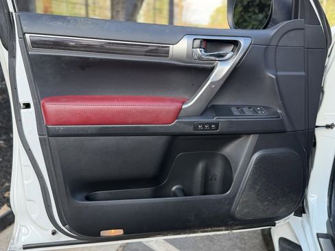 Used 2022 Lexus GX 460 Premium image 28
