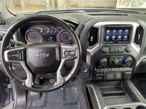 Used 2021 Chevrolet Silverado 1500 LT Trail Boss w/ Convenience Package II image 33