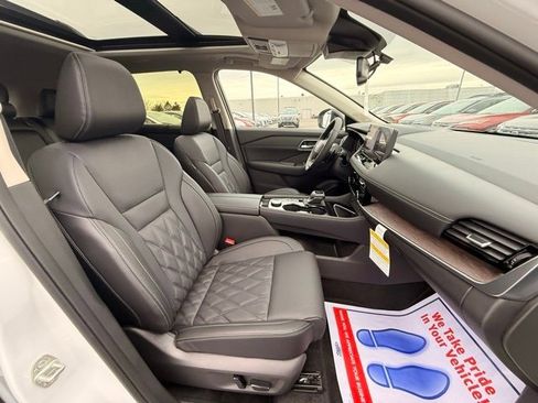 New 2026 Nissan Rogue Platinum w/ Platinum Premium Package image 19