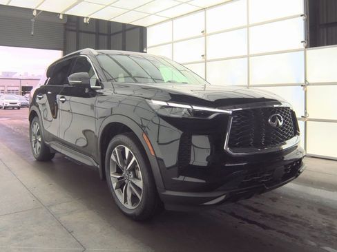 Used 2023 INFINITI QX60 Luxe w/ Vision Package image 8