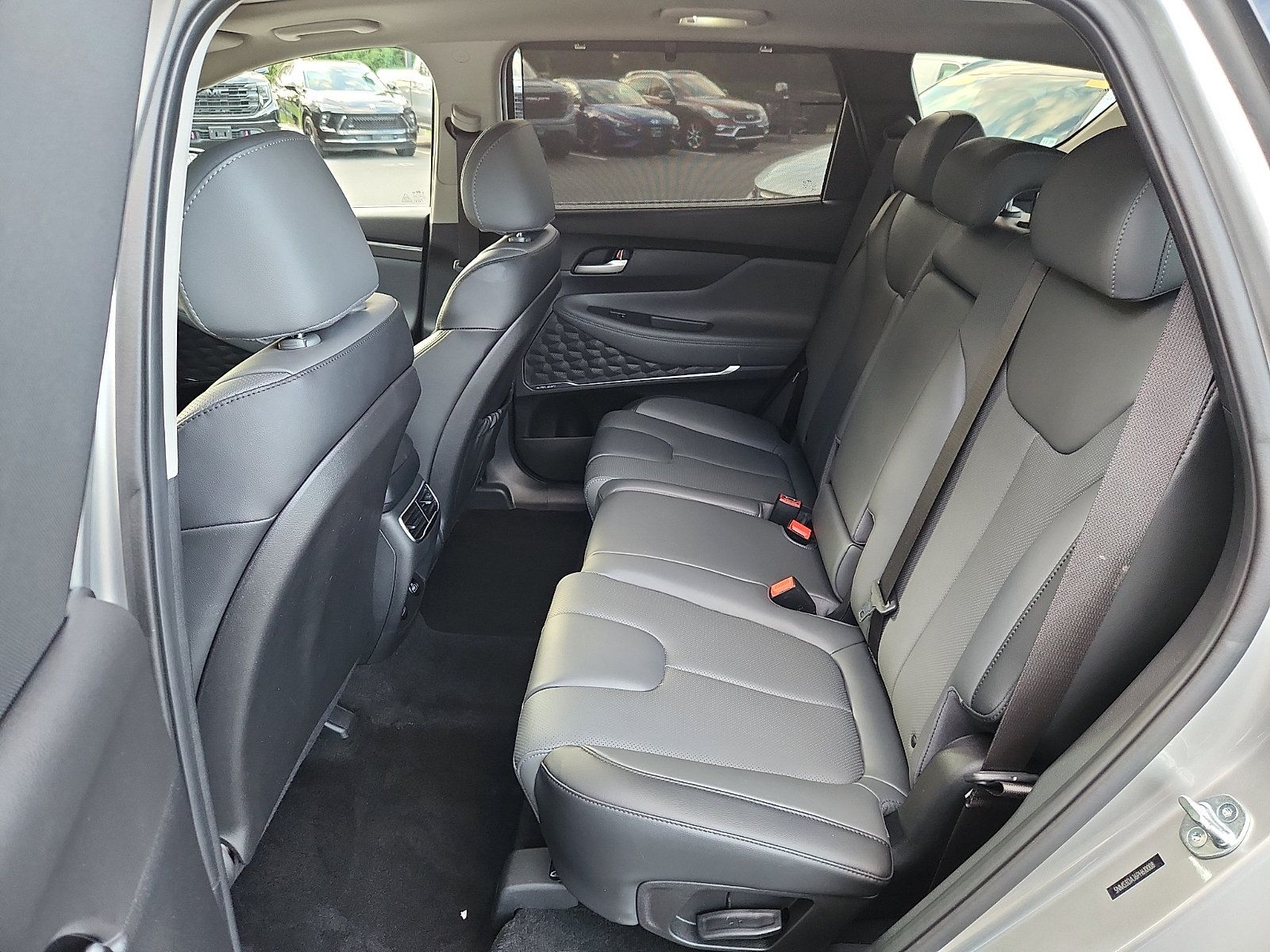 Certified 2023 Hyundai Santa Fe SEL w/ Premium Package AWD/4WD image 10