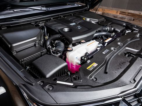 Used 2025 Lexus GX 550 image 41