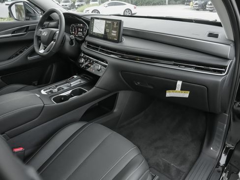 Certified 2026 INFINITI QX60 Luxe w/ Cargo Package FWD image 36