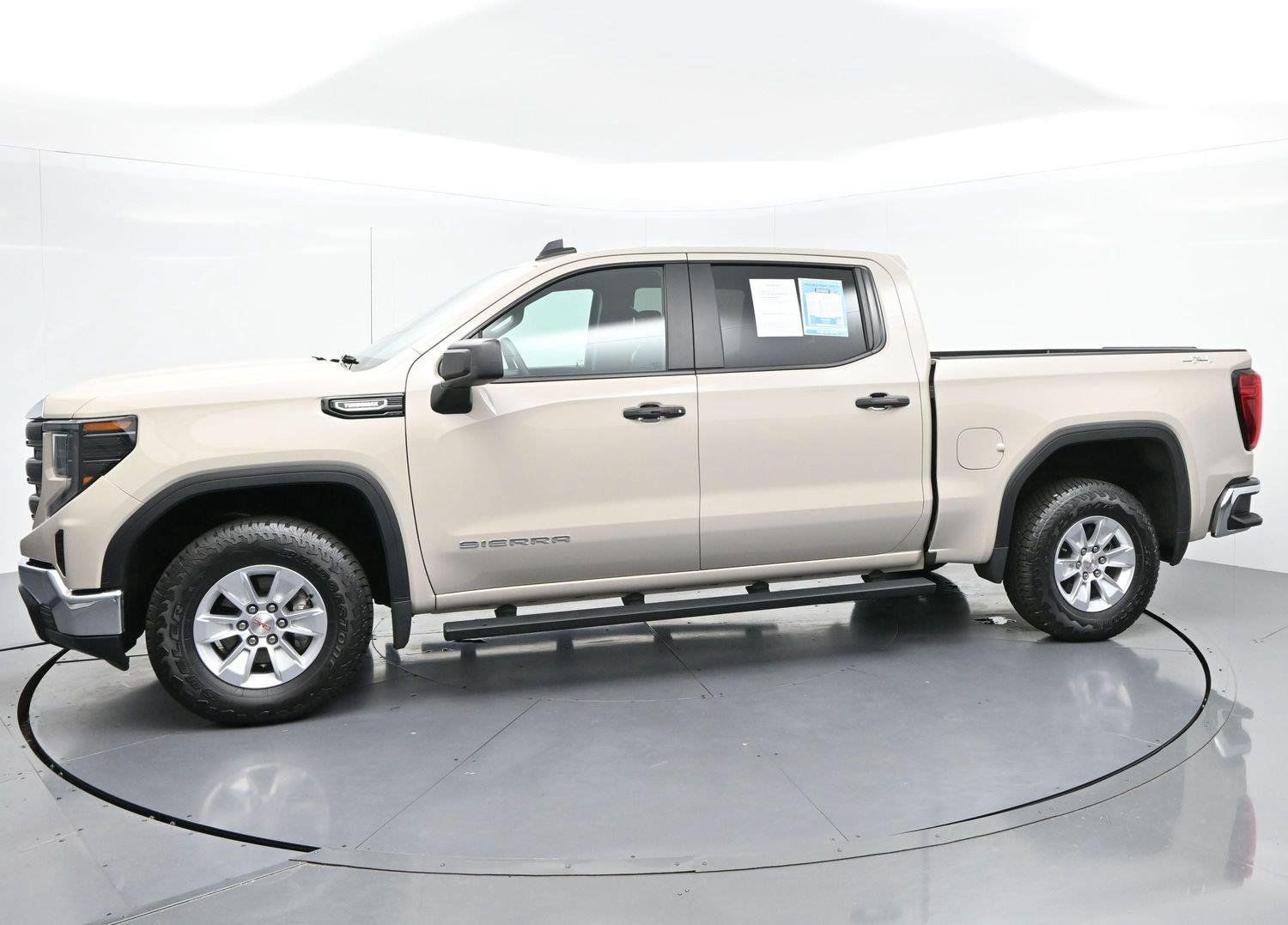 Used 2026 GMC Sierra 1500 Pro w/ Pro Value Package AWD/4WD image 4
