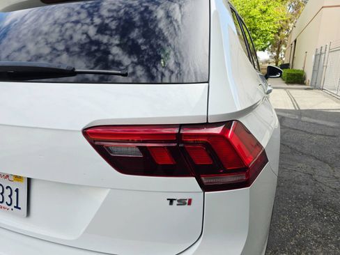 Used 2018 Volkswagen Tiguan S FWD image 53