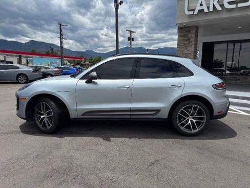 Used 2024 Porsche Macan Turbo AWD/4WD image 8