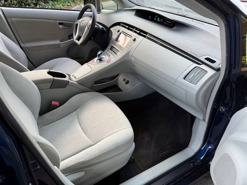 Used 2012 Toyota Prius Two FWD image 23