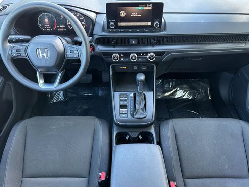 Used 2024 Honda CR-V LX image 16