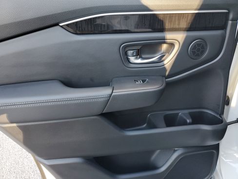 Used 2023 Honda Pilot Elite image 14