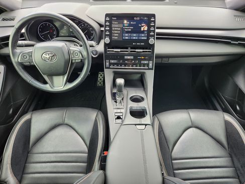 Used 2020 Toyota Avalon XSE image 27