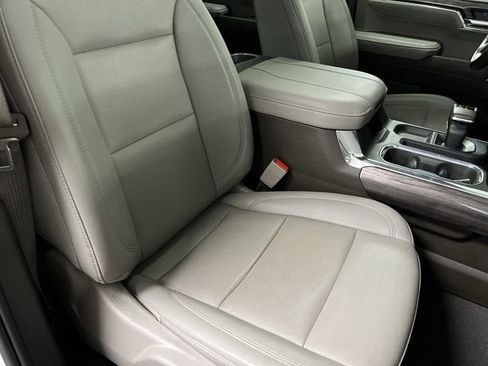 Certified 2024 Chevrolet Silverado 1500 LTZ w/ LTZ Convenience Package II AWD/4WD image 28