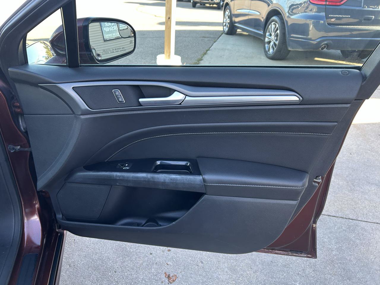 Used 2015 Ford Fusion Titanium FWD image 16
