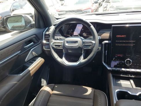 New 2026 GMC Acadia Denali Ultimate FWD image 13