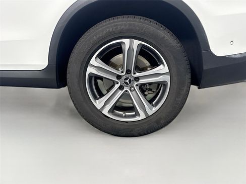Used 2021 Mercedes-Benz GLC 300 image 30