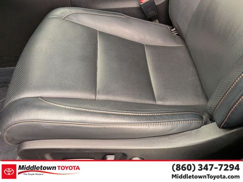 Used 2019 Toyota Highlander Limited AWD/4WD image 15
