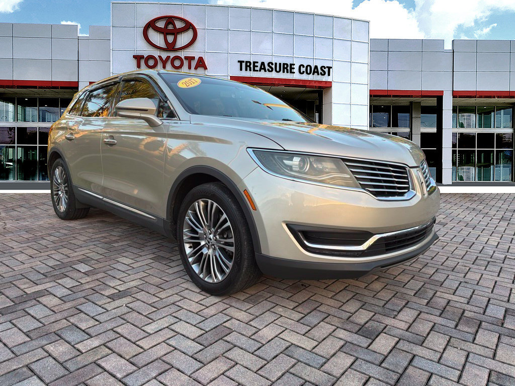 Used 2017 Lincoln MKX Reserve FWD image 1