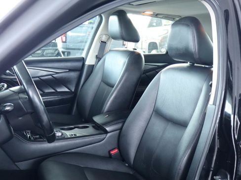 Used 2016 INFINITI Q50 3.0t Premium AWD/4WD image 16
