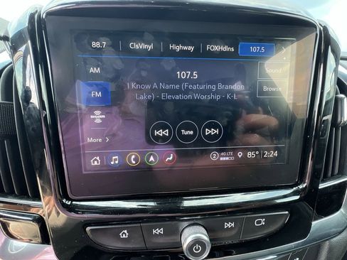 Certified 2023 Chevrolet Traverse Premier w/ LPO, Floor Liner Package image 16