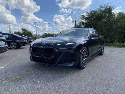 New 2025 BMW 760i xDrive