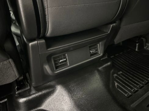 Used 2020 GMC Sierra 1500 4x4 Crew Cab image 22