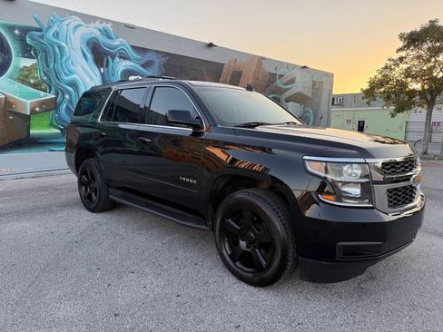 Used 2017 Chevrolet Tahoe LS w/ All-Season Package RWD image 5