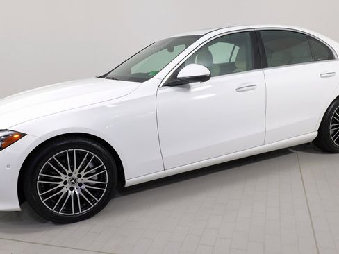 Used 2024 Mercedes-Benz C 300 4MATIC Sedan image 1