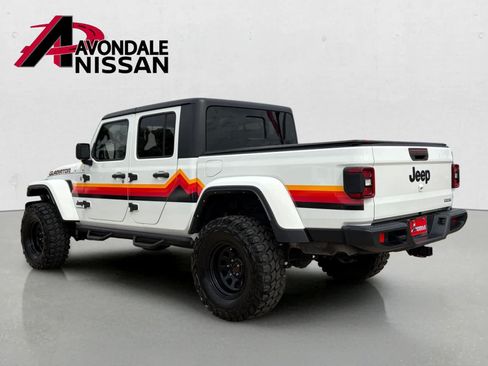 Used 2021 Jeep Gladiator Sport AWD/4WD image 8