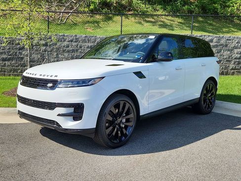 Used 2026 Land Rover Range Rover Sport SE AWD/4WD image 1