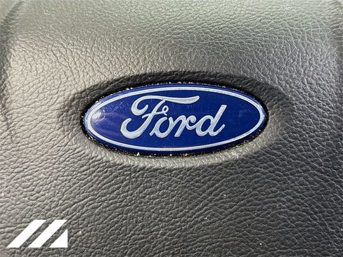 Used 2020 Ford Fusion SE image 32