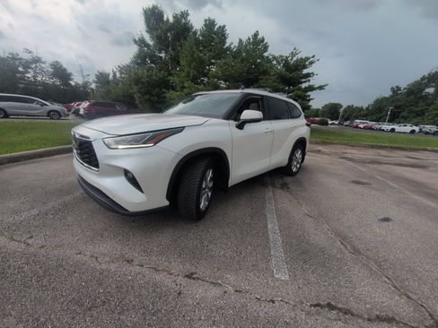 Used 2020 Toyota Highlander Limited AWD/4WD image 15
