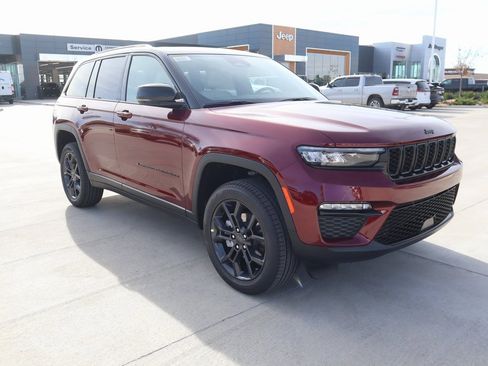 New 2025 Jeep Grand Cherokee Limited image 1
