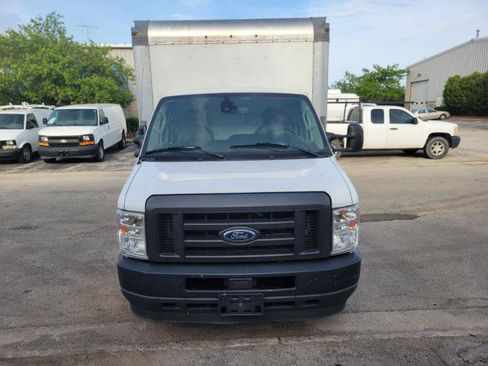 Used 2022 Ford E-350 and Econoline 350 Super Duty RWD image 14