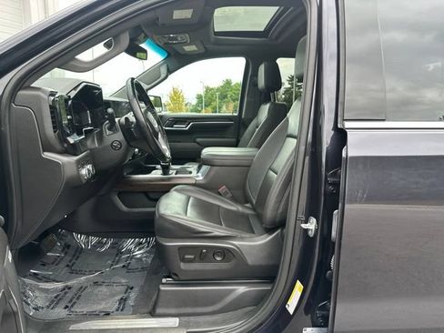 Used 2023 GMC Sierra 1500 SLT w/ SLT Premium Package AWD/4WD image 21