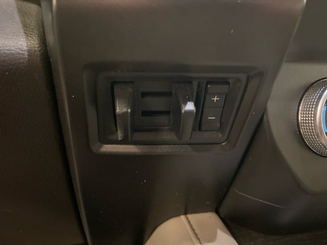Used 2021 Ford Expedition Max Limited AWD/4WD image 25