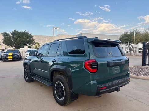 Used 2025 Toyota 4Runner TRD Off-Road AWD/4WD image 7