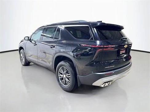 New 2026 Chevrolet Traverse LT w/ LPO, Floor Liner Package image 10