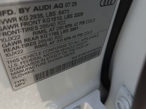 New 2026 Audi Q8 Premium Plus image 32