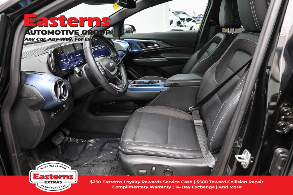 Used 2024 Chevrolet Equinox EV LT FWD image 14