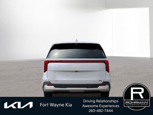 New 2026 Kia Carnival LXS image 6