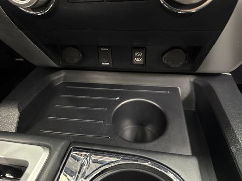 Certified 2019 Toyota Tundra Platinum AWD/4WD image 31