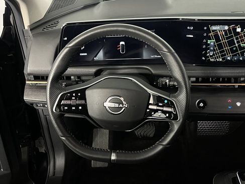 Used 2023 Nissan Ariya AWD image 13