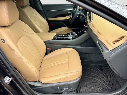 Used 2023 Hyundai Sonata Limited image 30