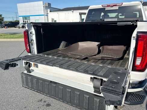 Used 2021 GMC Sierra 2500 Denali w/ Denali Ultimate Package AWD/4WD image 20